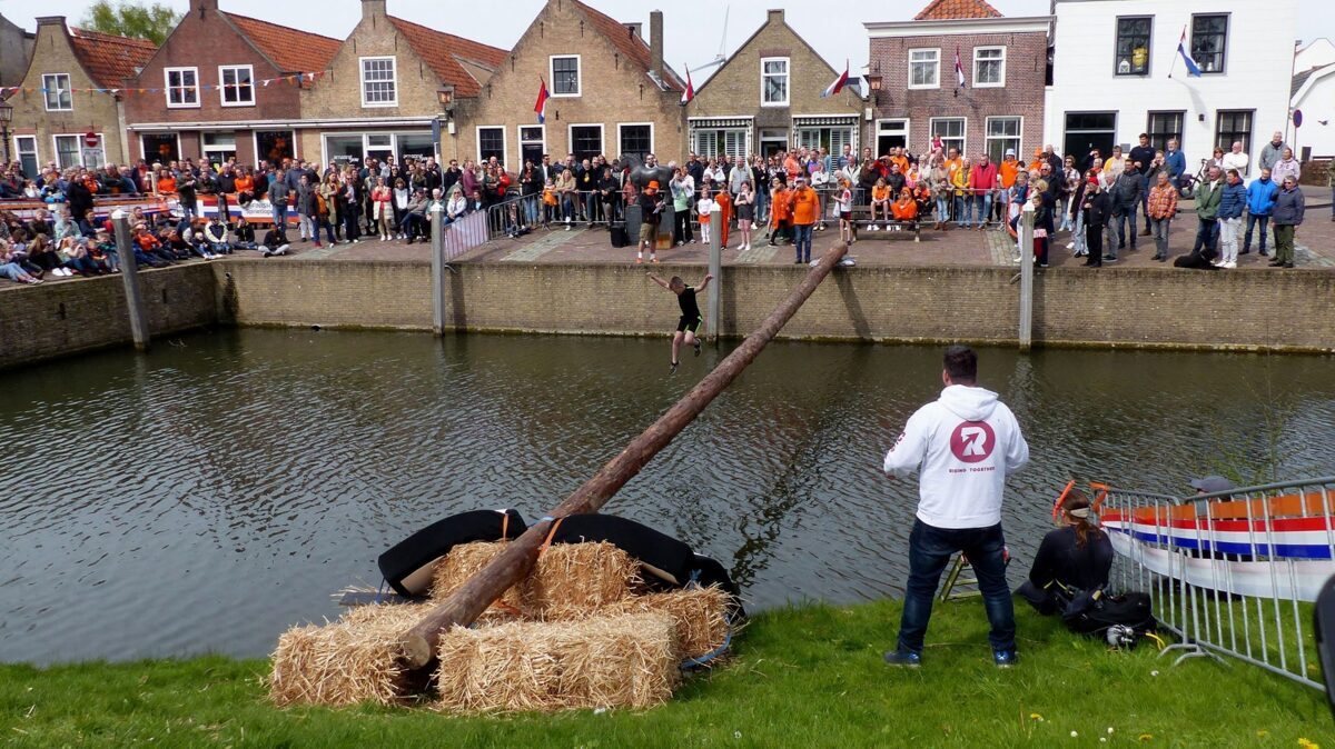 foto-roel-van-deursen-sprietlopen-koningsdag-heenvliet-2023-04-27-20-scaled.jpg