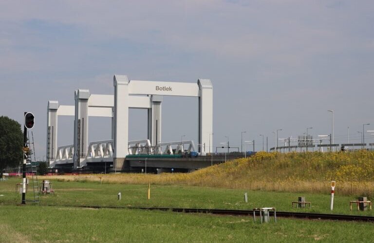 Botlekbrug.jpg