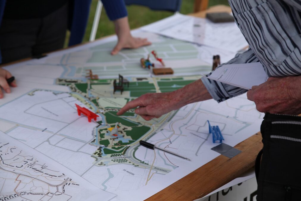 Pb024-Bewonersmarkt-afronding-Masterplan-Park-Vogelenzang-op-29-juni-scaled.jpg