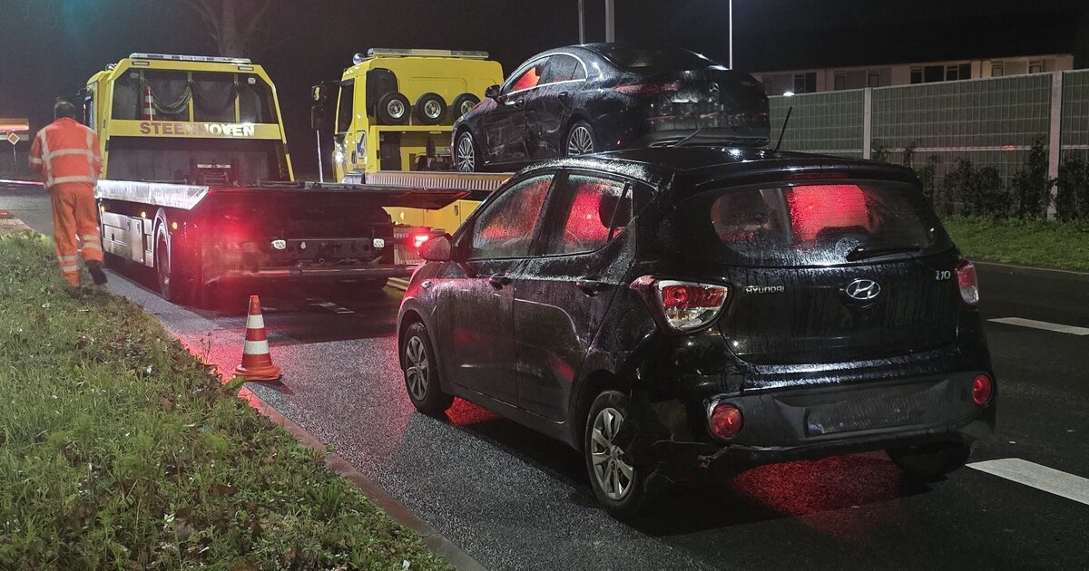 Kettingbotsing met vier voertuigen