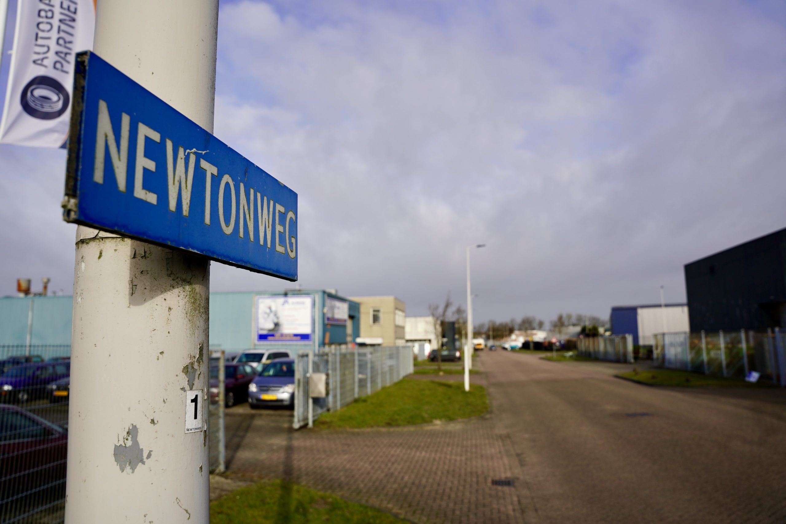 Nieuwe opkomstlocatie ambulances aan Newtonweg Spijkenisse